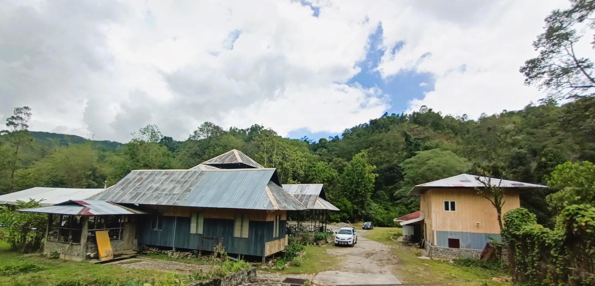 Oyo Home 90491 Flinstone Lodge كوتا كينابالو المظهر الخارجي الصورة